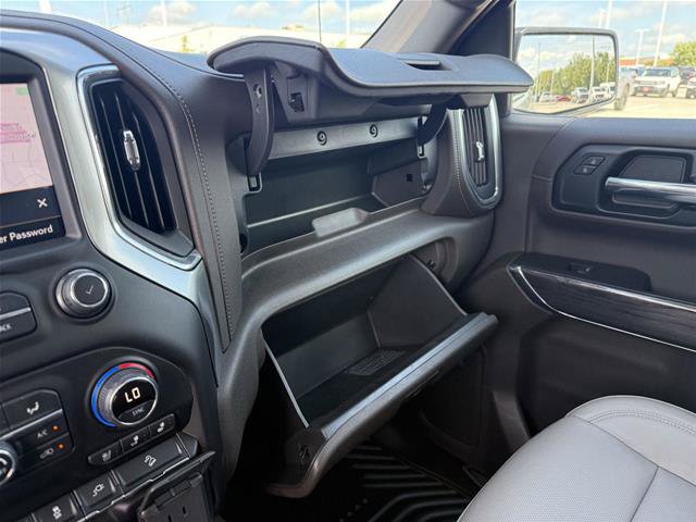 Used 2020 Chevrolet Silverado 1500 LTZ w/ LTZ Premium Package AWD/4WD image 20