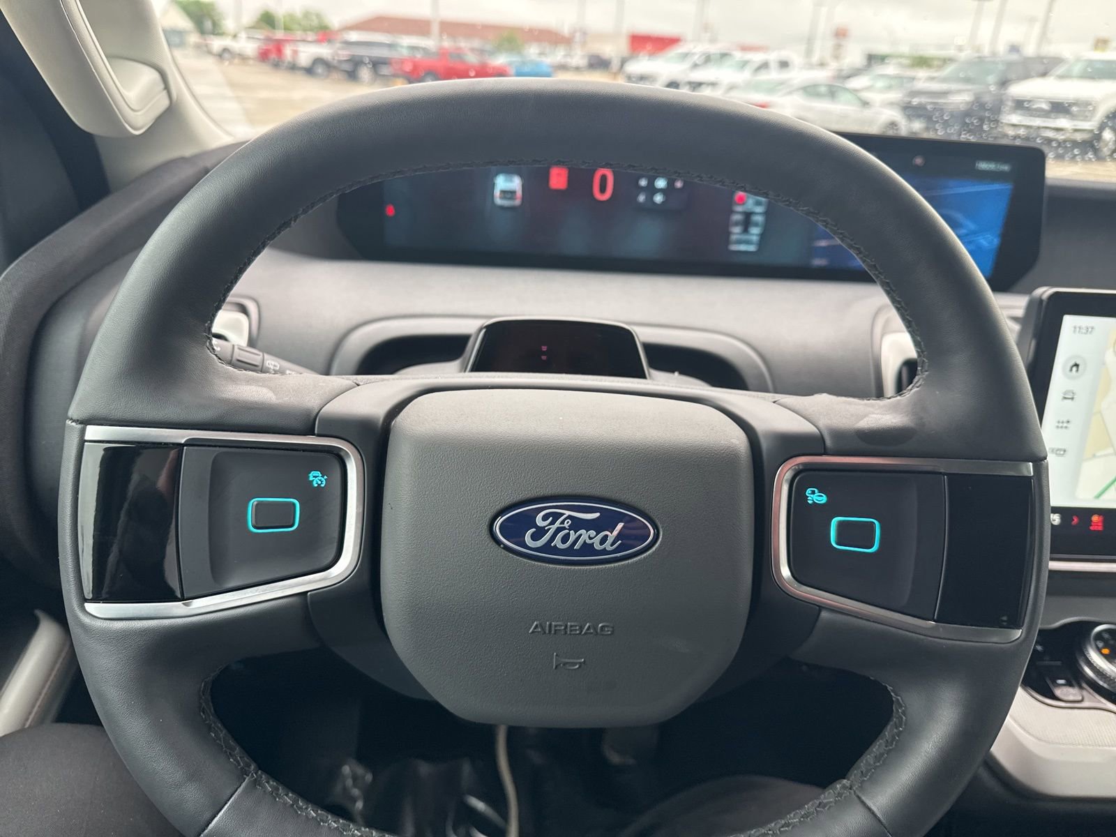 Certified 2025 Ford Expedition Active image 13