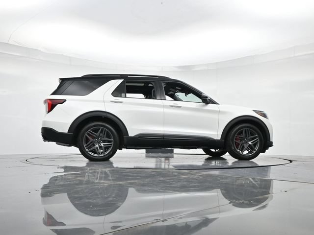 Certified 2025 Ford Explorer ST w/ Sun And Sound Package AWD/4WD image 42