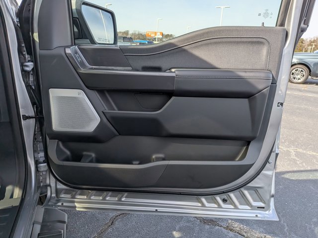 Certified 2025 Ford F150 Lariat w/ Equipment Group 502A High AWD/4WD image 33