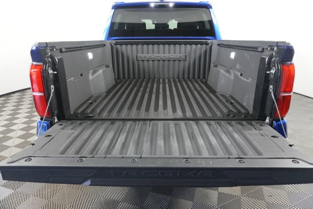 Used 2024 Toyota Tacoma TRD Sport AWD/4WD image 9