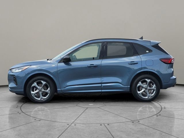 Certified 2023 Ford Escape ST-Line w/ Tech Pack #1 AWD/4WD image 9