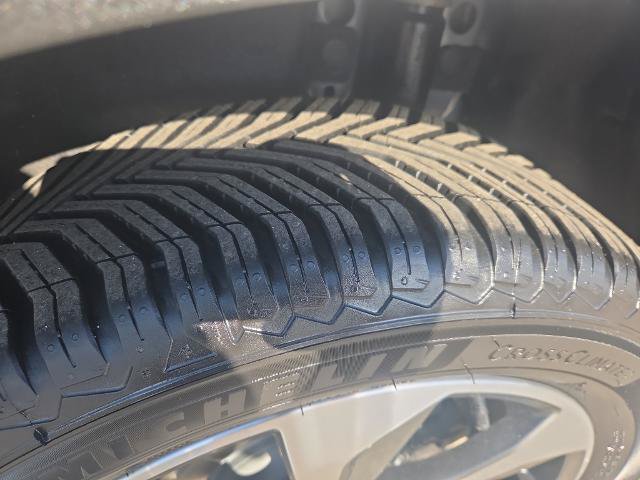 Certified 2024 Ford Escape Platinum AWD/4WD image 12