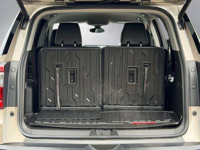 Used 2023 GMC Acadia AT4 w/ Technology Package AWD/4WD image 28