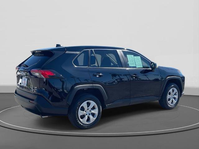 Used 2024 Toyota RAV4 LE image 4