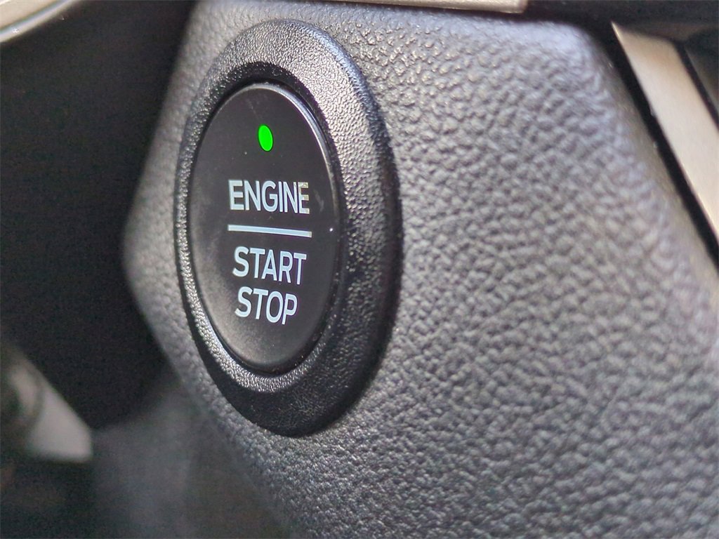 Certified 2022 Ford Escape SE w/ Cold Weather Package image 27