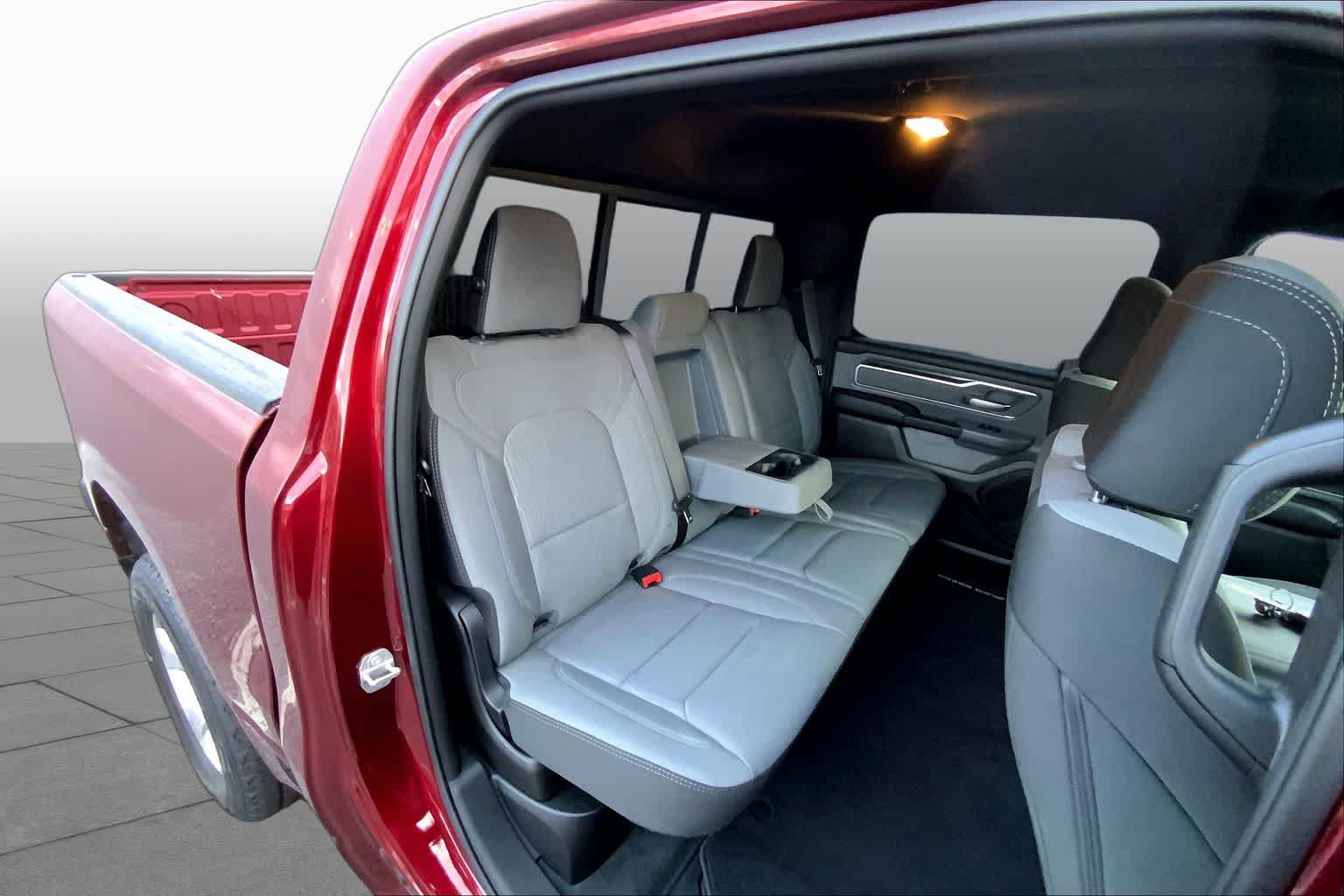 Used 2021 RAM 1500 Big Horn RWD image 19