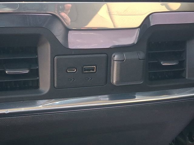 Used 2021 GMC Sierra 1500 Elevation image 11