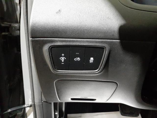 Used 2024 Hyundai Santa Cruz Night image 16