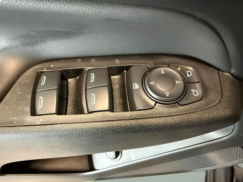 Used 2024 Chevrolet Equinox LT image 19