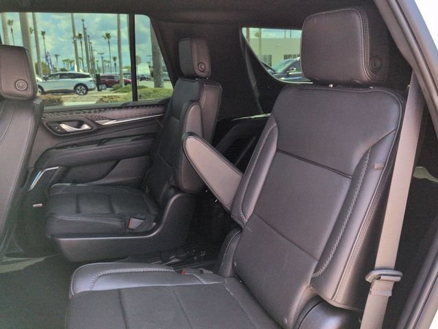 Used 2023 GMC Yukon Denali AWD/4WD image 14
