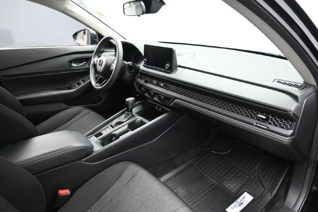 Used 2024 Honda Accord EX image 28