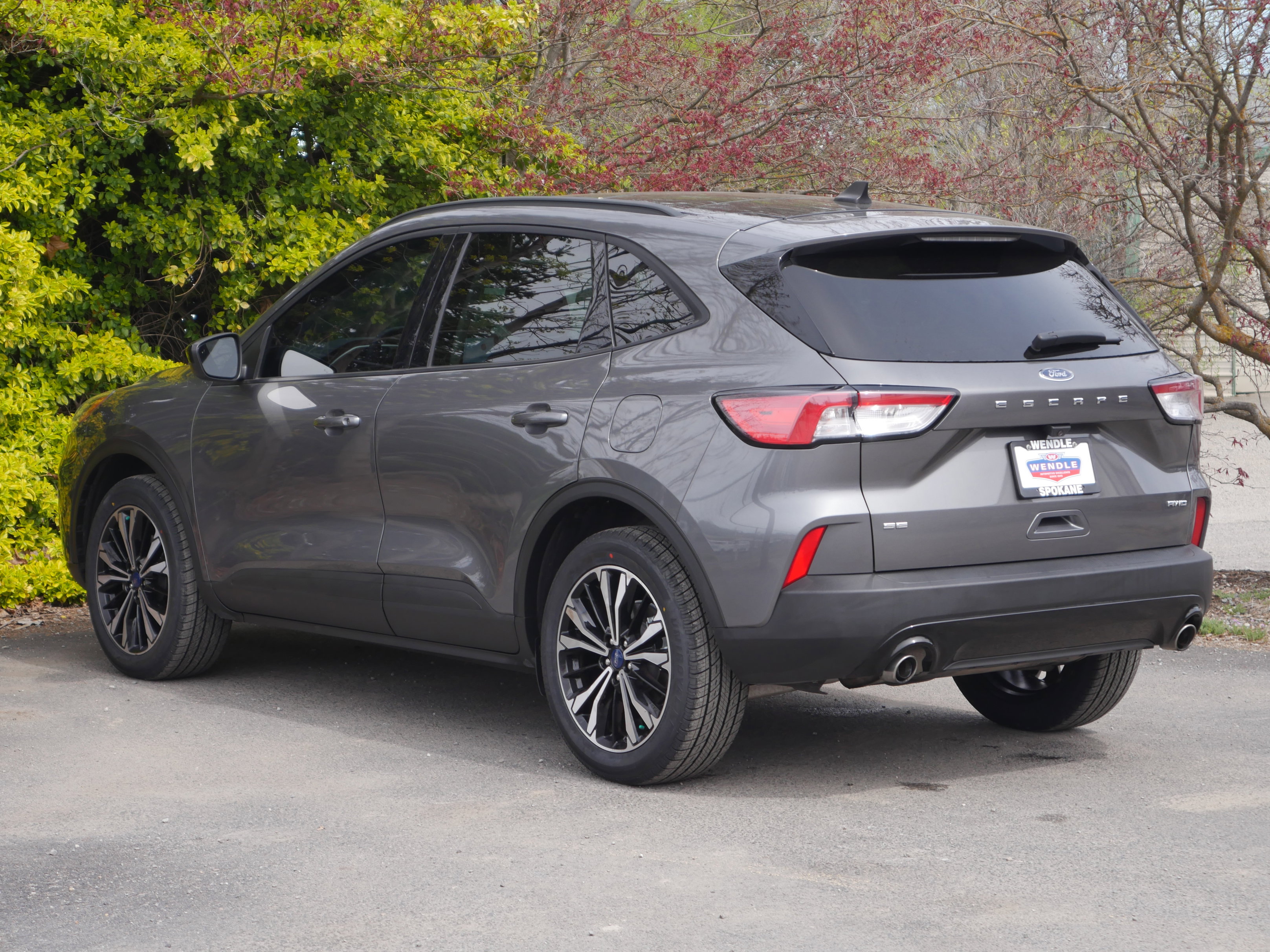 Certified 2022 Ford Escape SE w/ SE Sport Appearance Package AWD/4WD image 19