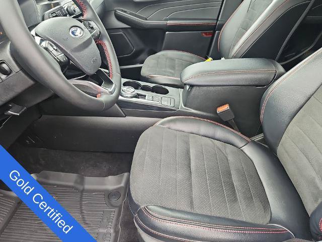 Certified 2022 Ford Escape SEL w/ SEL Stealth AWD Package image 37