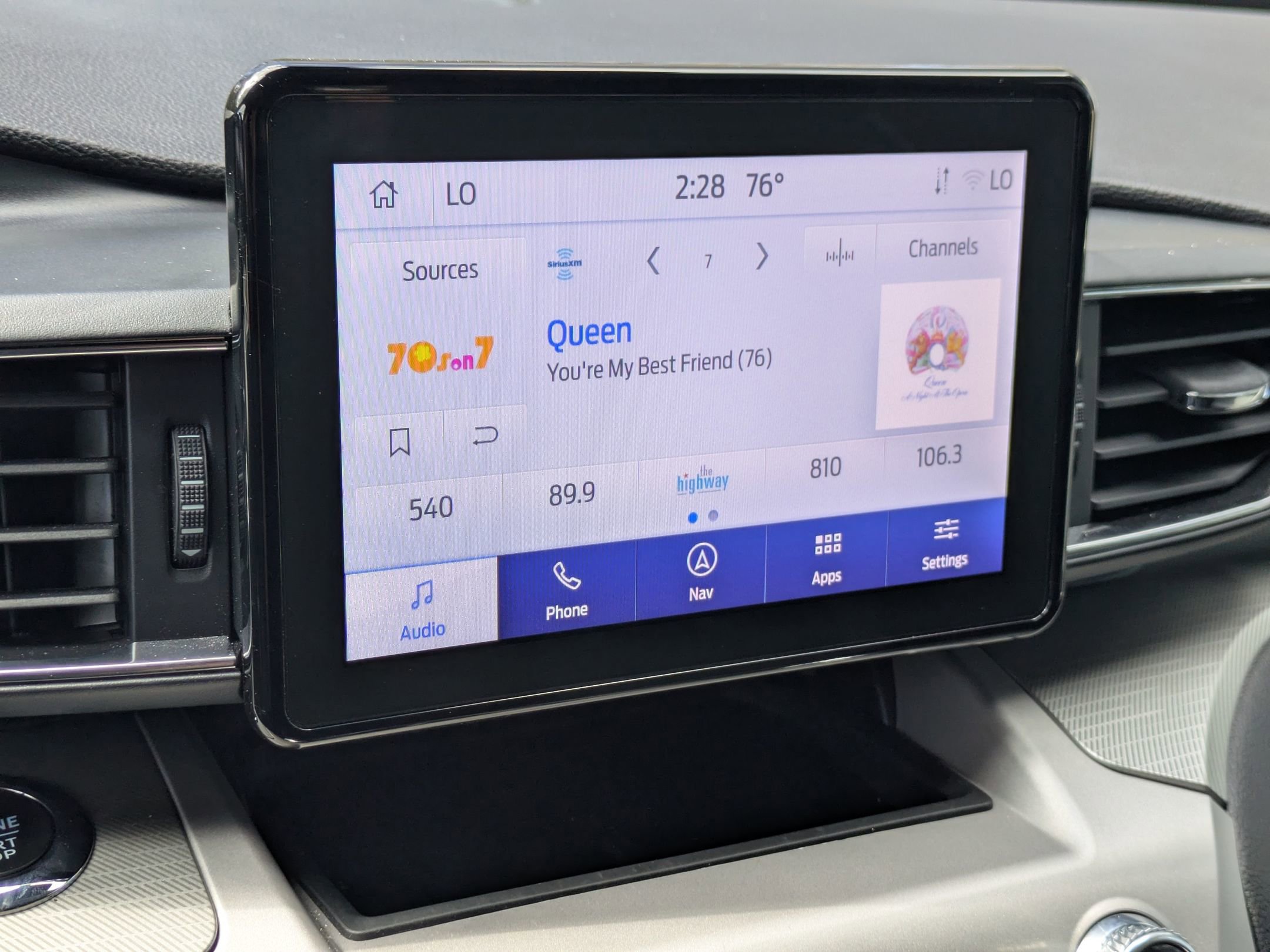 Certified 2024 Ford Explorer XLT w/ Equipment Group 202A image 18