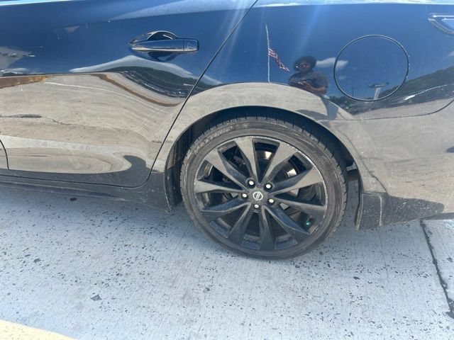 Used 2019 Nissan Maxima SR w/ Premium Package FWD image 14