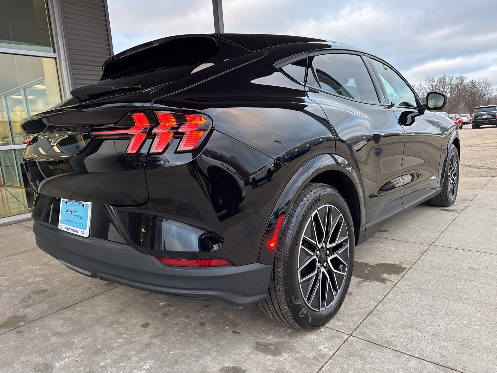 Certified 2025 Ford Mustang Mach-E Premium image 5