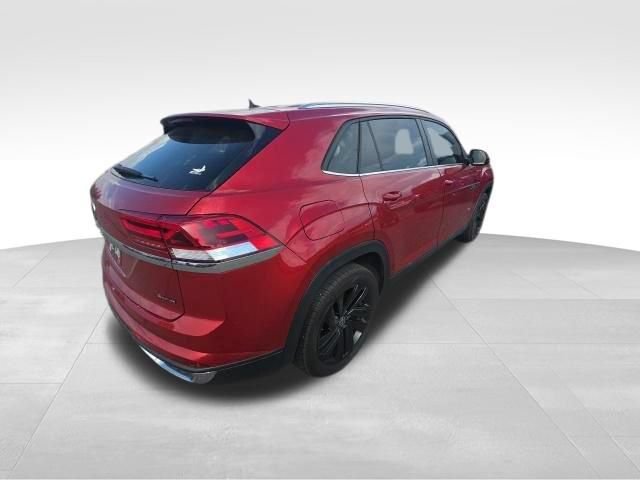 Used 2023 Volkswagen Atlas Cross Sport SE w/ Black Wheel Package AWD/4WD image 8