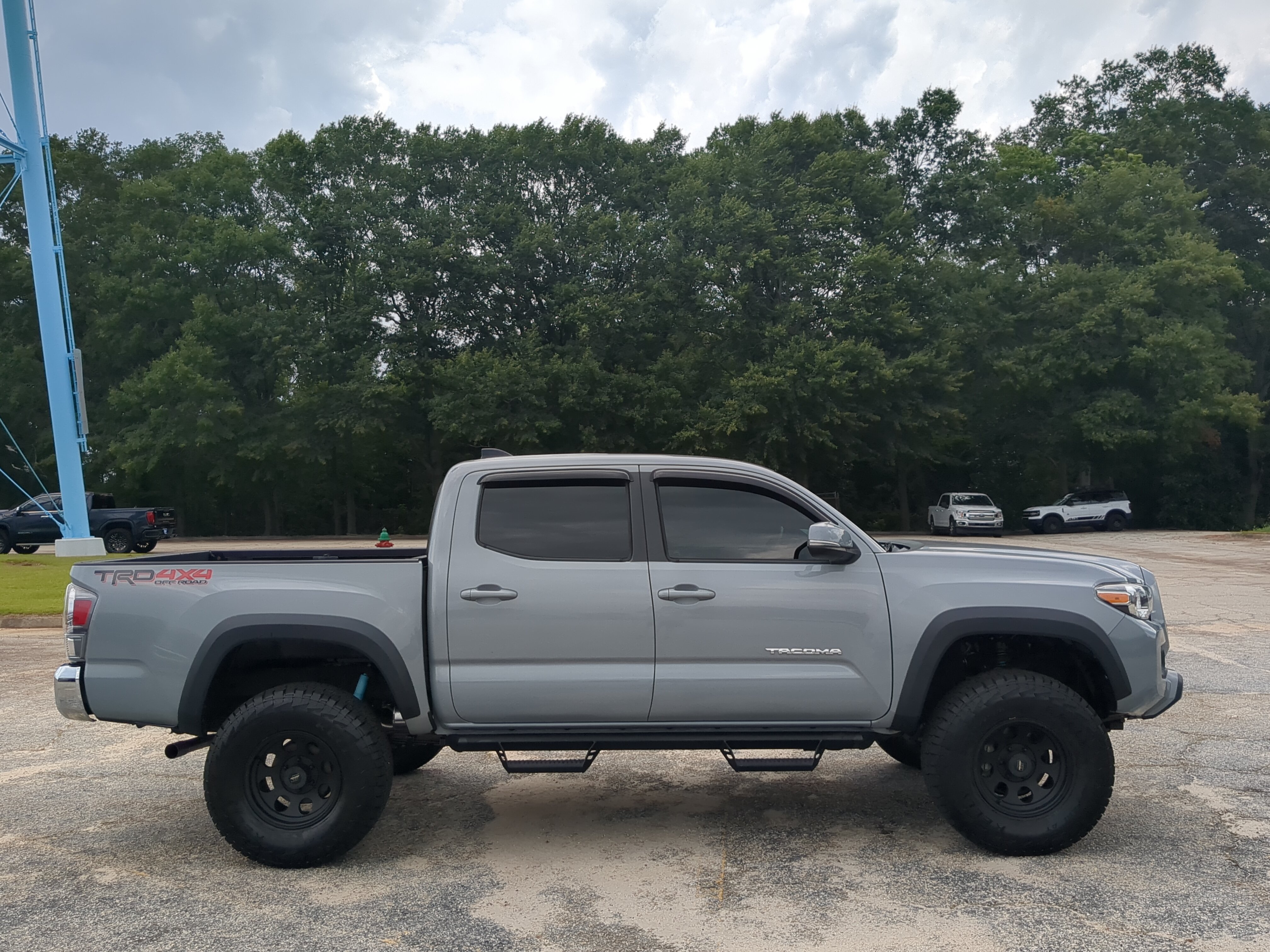 Used 2020 Toyota Tacoma TRD Off-Road AWD/4WD video 2