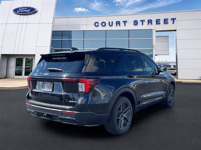 Certified 2025 Ford Explorer ST-Line w/ ST-Line Street Pack AWD/4WD image 6