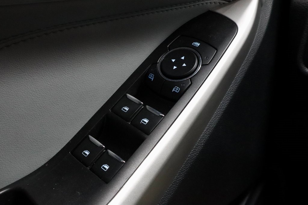 Certified 2022 Ford Explorer XLT w/ Equipment Group 202A image 28