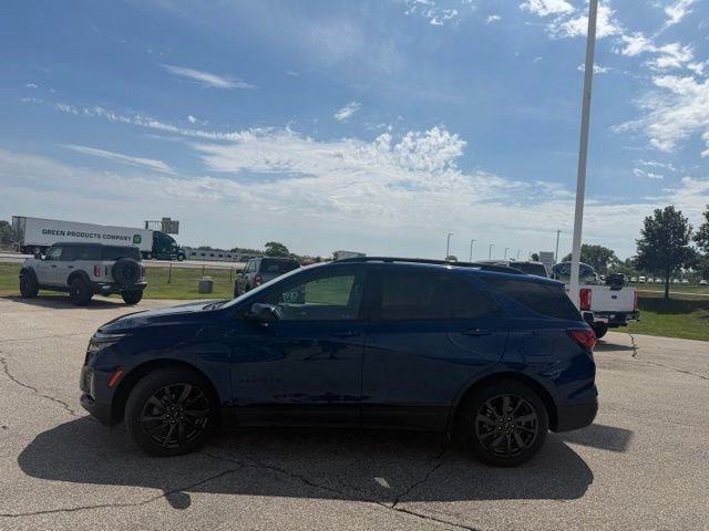 Used 2023 Chevrolet Equinox RS AWD/4WD image 6