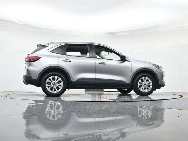 Certified 2024 Ford Escape Active AWD/4WD image 33