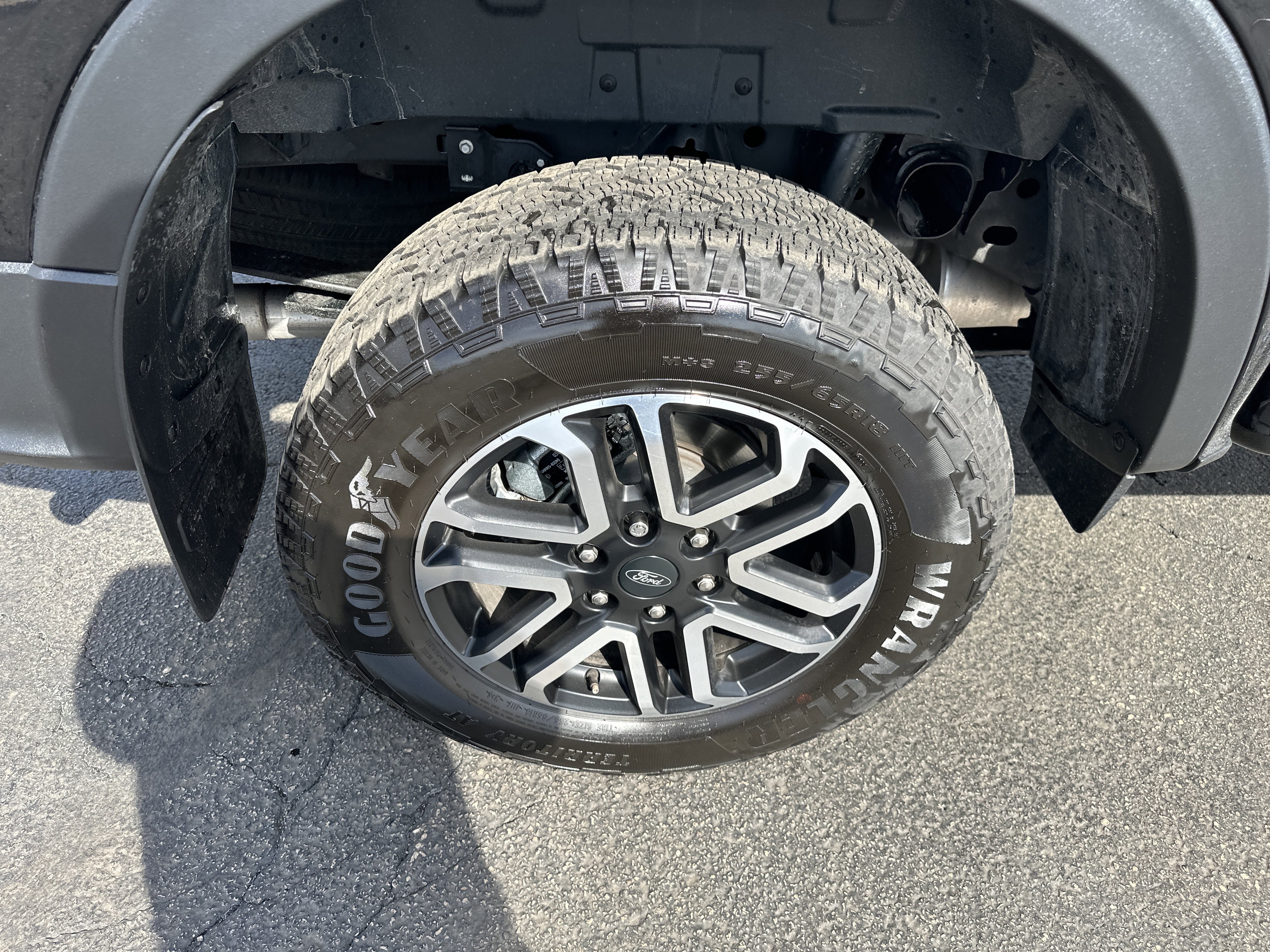 Certified 2025 Ford Ranger Lariat w/ Trailer Tow Package image 25