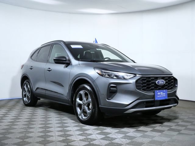 Certified 2025 Ford Escape ST-Line AWD/4WD image 28