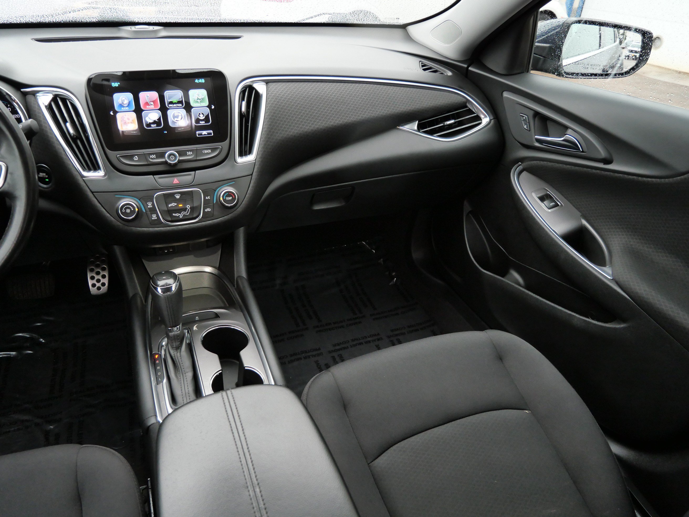 Used 2017 Chevrolet Malibu LT FWD image 11