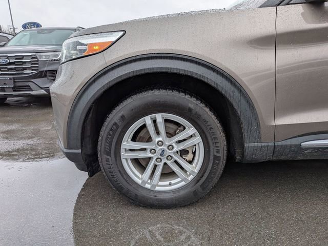 Certified 2021 Ford Explorer XLT w/ Equipment Group 202A image 23