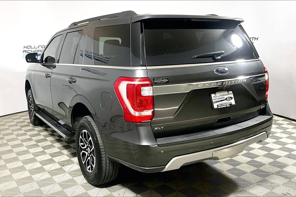 Certified 2018 Ford Expedition XLT w/ Equipment Group 202A AWD/4WD image 8