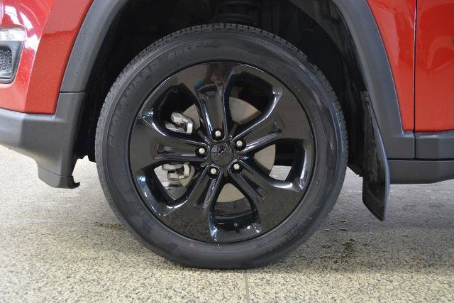 Used 2020 Jeep Compass Latitude AWD/4WD image 11