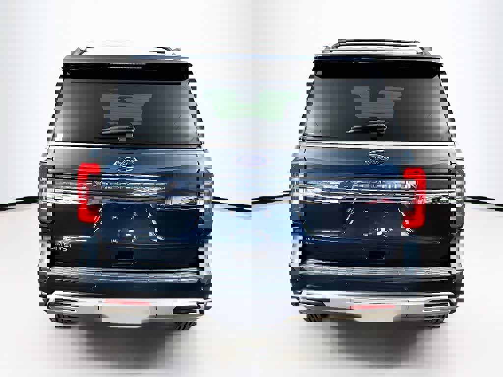 Certified 2022 Ford Expedition Limited image 4