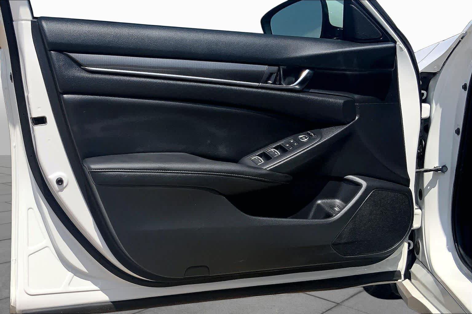 Used 2020 Honda Accord Sport image 22