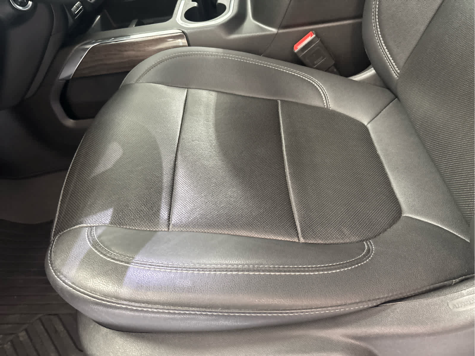 Used 2022 Chevrolet Silverado 1500 LTZ AWD/4WD image 26