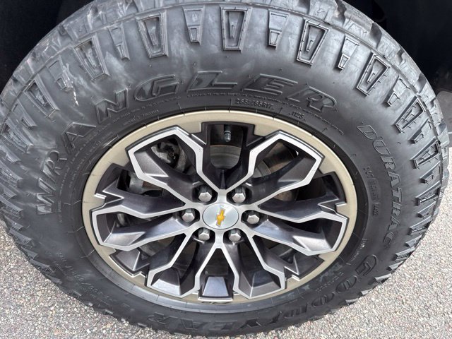 Used 2022 Chevrolet Colorado ZR2 AWD/4WD image 13