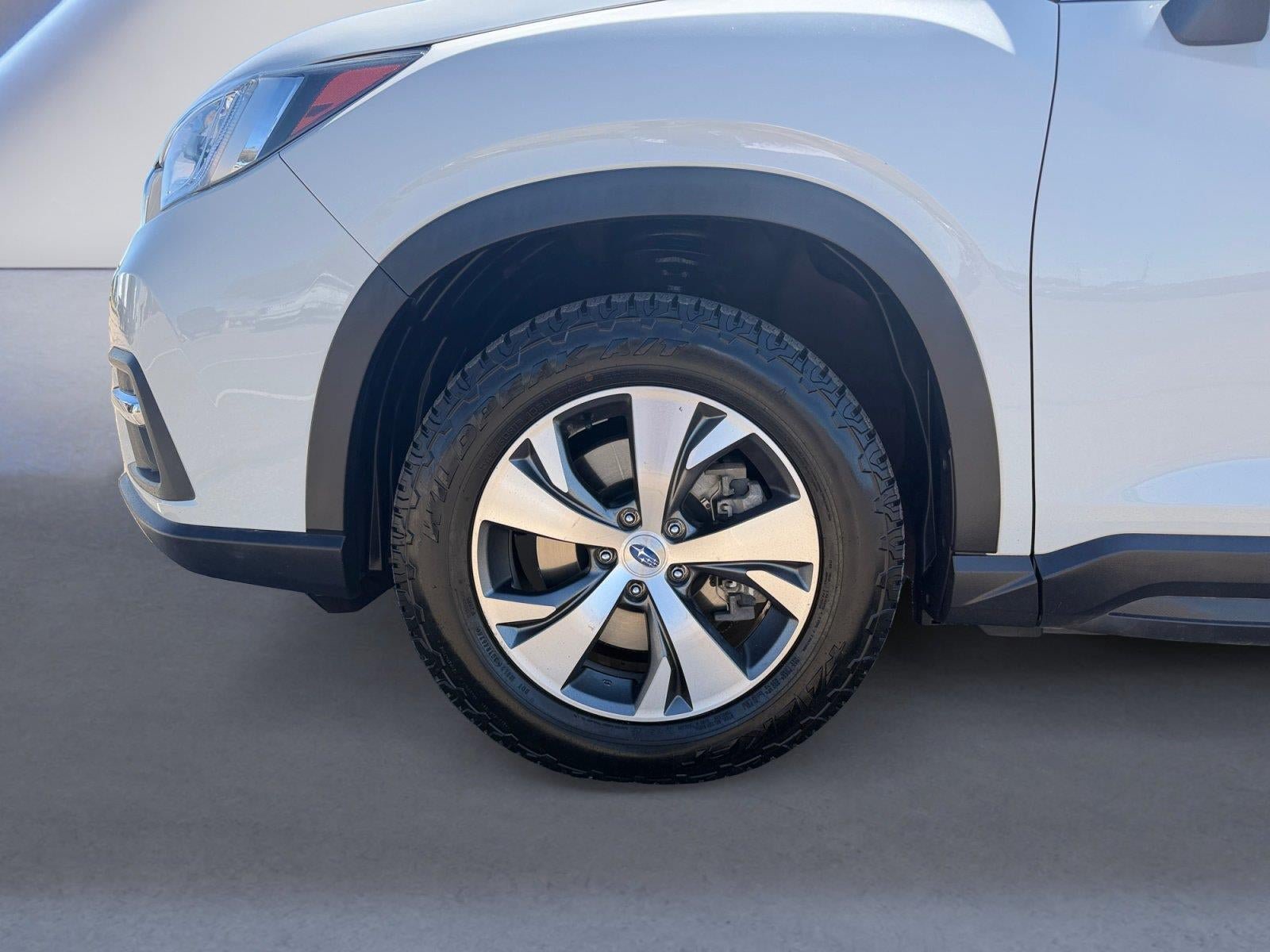 Used 2019 Subaru Ascent Premium AWD/4WD image 14