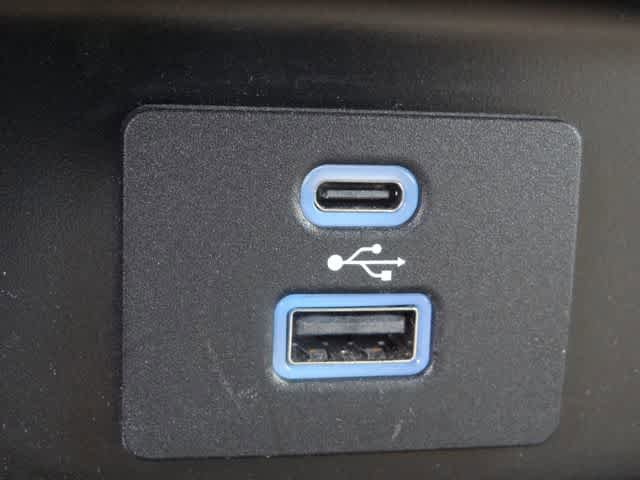 Certified 2023 Ford F150 XLT AWD/4WD image 35