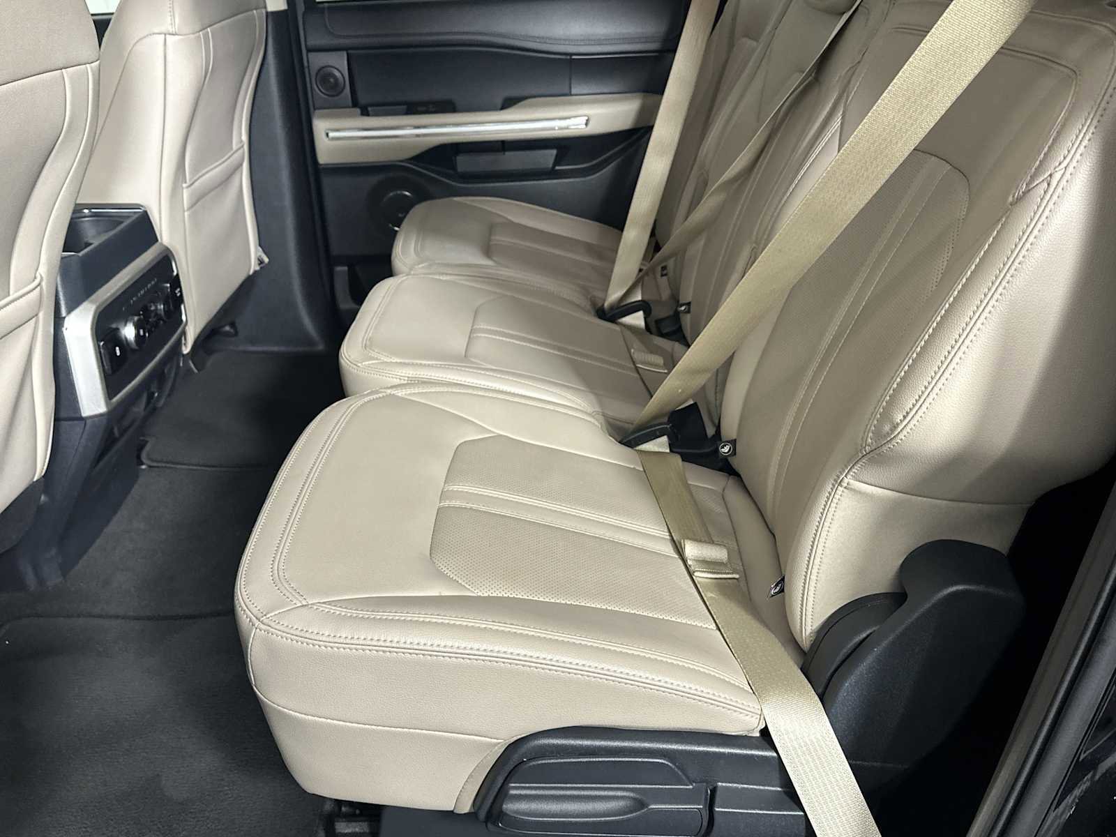 Certified 2024 Ford Expedition Max Limited image 20