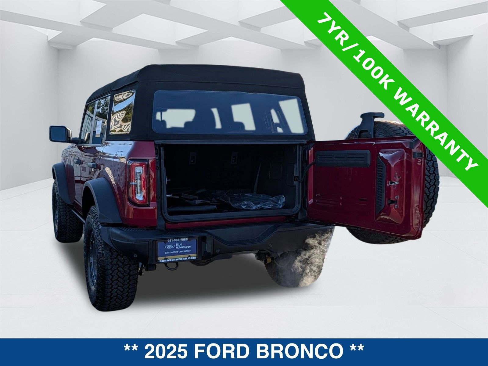 Certified 2025 Ford Bronco Badlands image 3