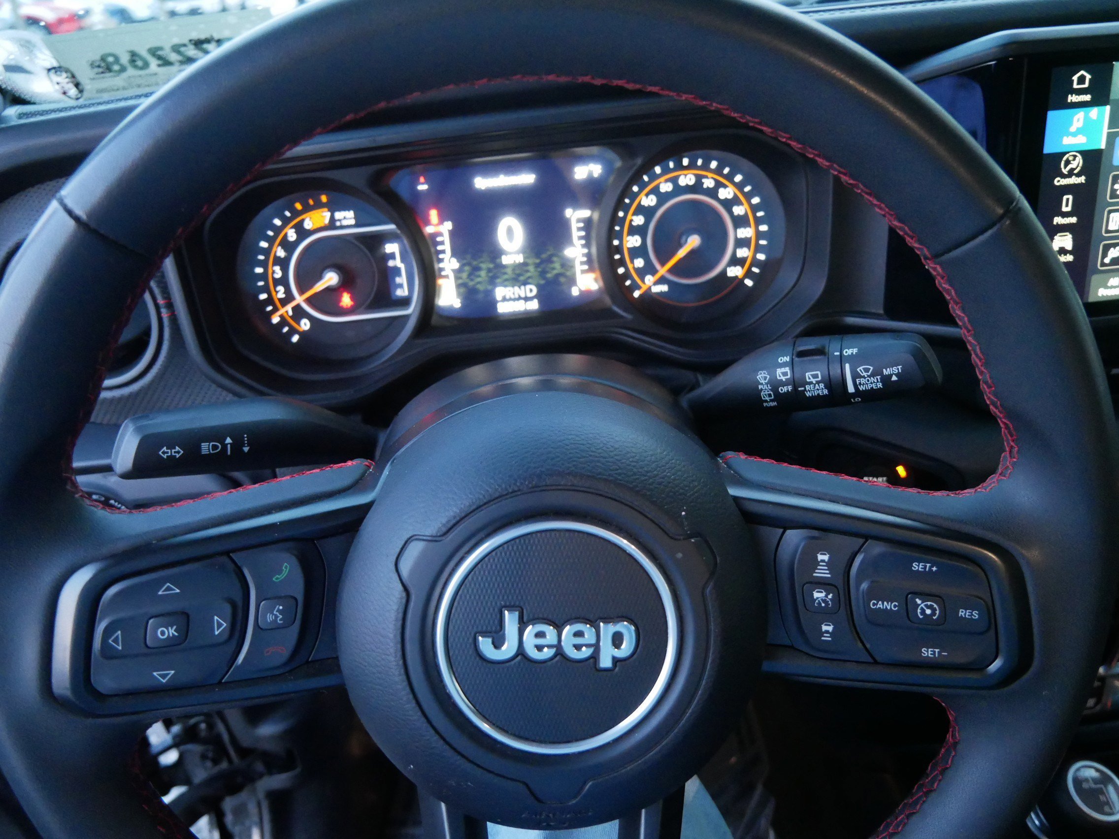 Used 2024 Jeep Wrangler Rubicon image 23