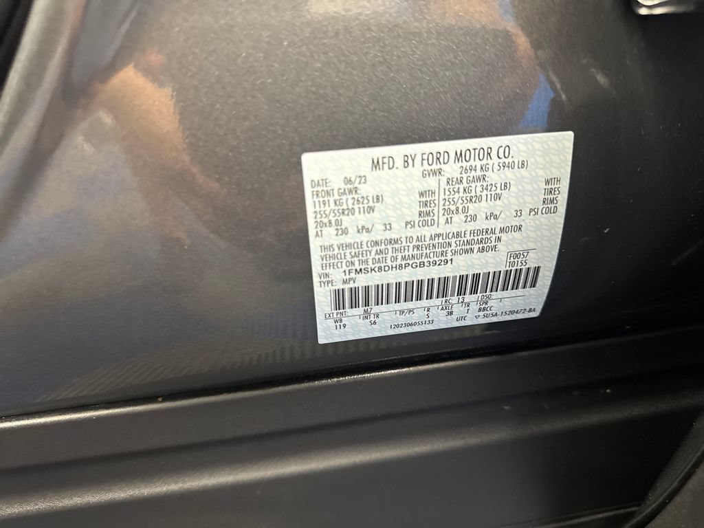 Certified 2023 Ford Explorer XLT w/ Equipment Group 202A AWD/4WD image 33