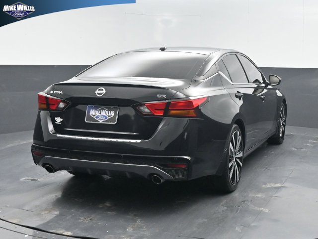 Used 2022 Nissan Altima 2.5 SR FWD image 7