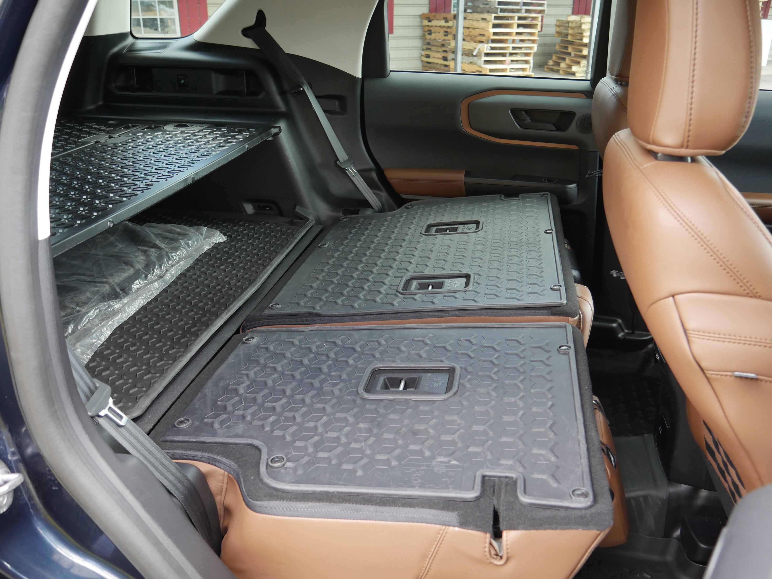 Certified 2021 Ford Bronco Sport Badlands w/ Badlands Package AWD/4WD image 34