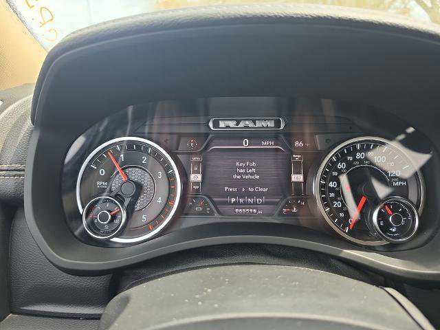 Used 2019 RAM 2500 Laramie AWD/4WD image 12