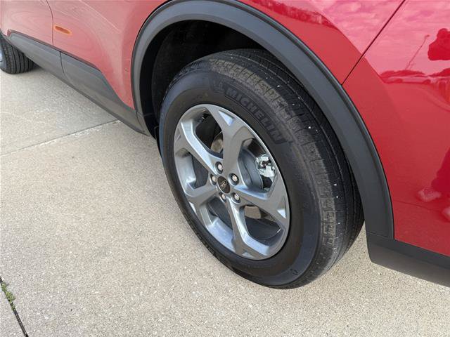 Certified 2026 Ford Escape ST-Line w/ Cold Weather Package AWD/4WD image 6
