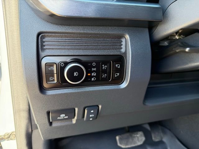 Certified 2025 Ford F250 Lariat w/ Tremor Off-Road Package image 16