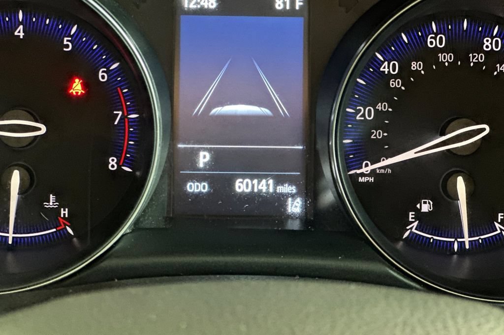 Used 2021 Toyota C-HR LE FWD image 28