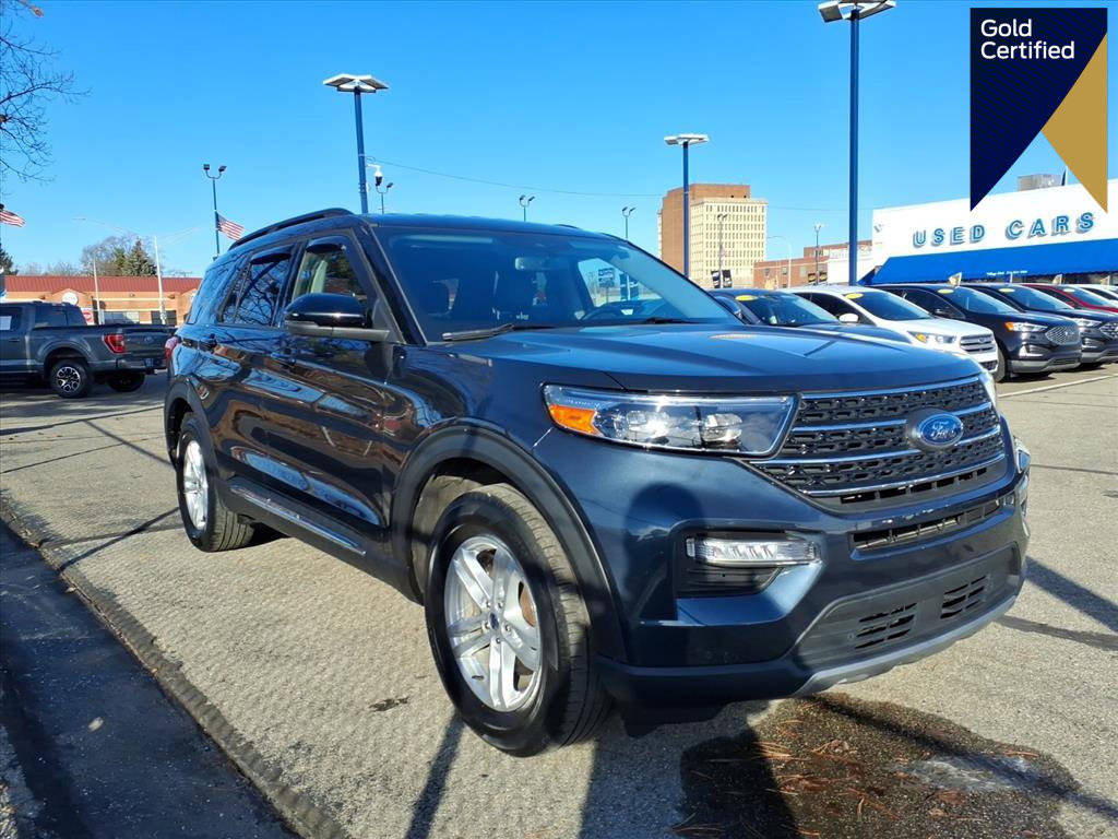 Certified 2023 Ford Explorer XLT w/ Equipment Group 202A